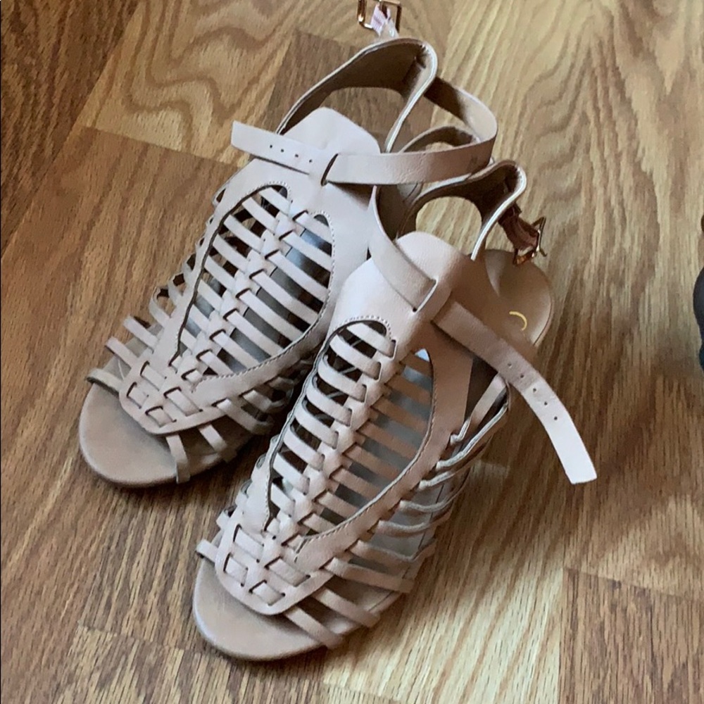 WOMENS HEELS